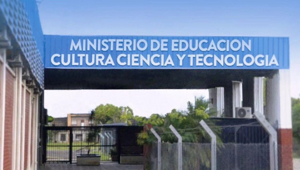 Ministerio-de-Educacion-26-04-07-01