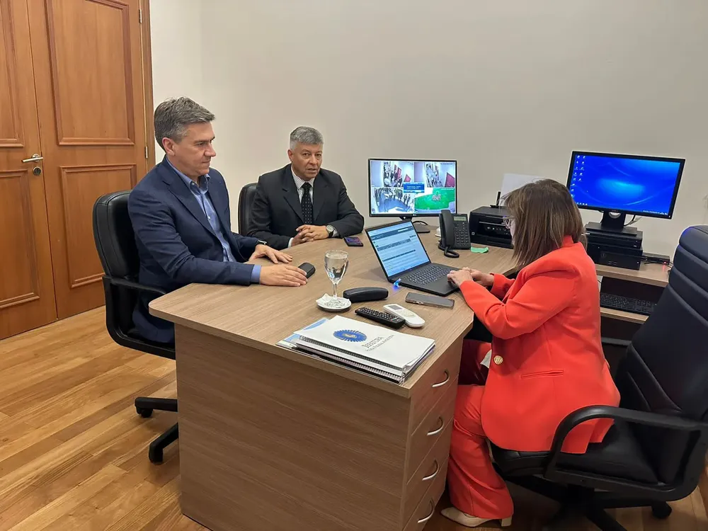 Leandro-Zdero-Patricia-Bullrich-23-12-15-01