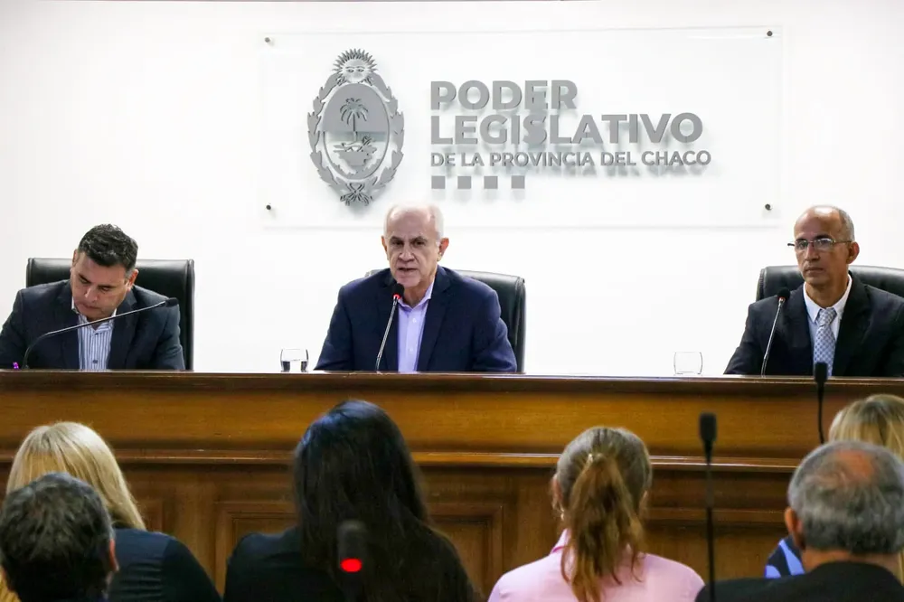 Inicio-de-sesiones-del-Concejo-Municipal-de-Resistencia-24-03-05-02