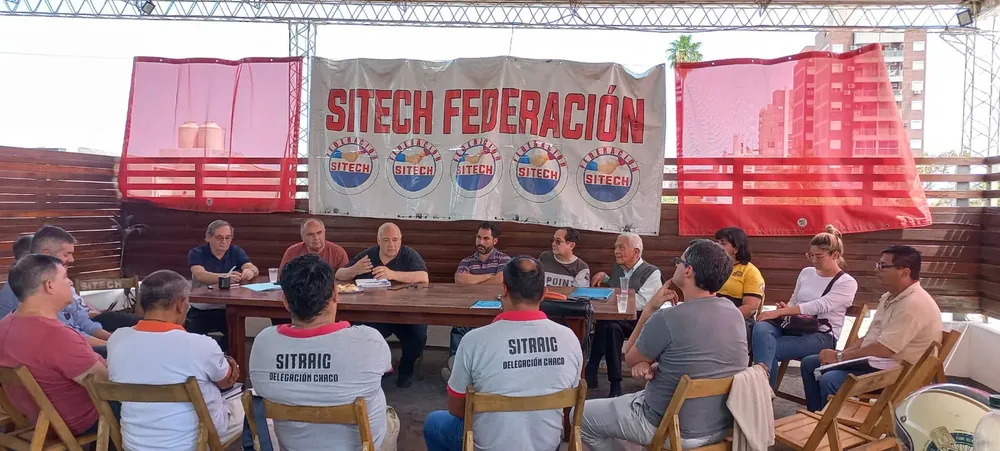 Mesa-de-organizacion-gremial-23-11-13-01