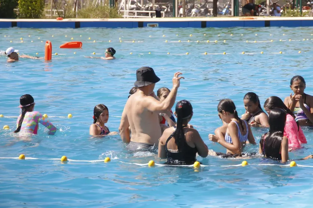 Colonia-Jaime-Zapata-cierre-del-primer-turno-25-01-17-03