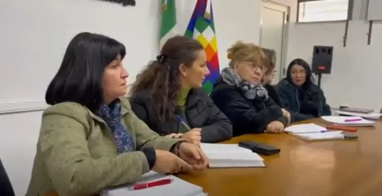 Educacion-Salud-Campania-contra-el-mosquito-24-05-29-02