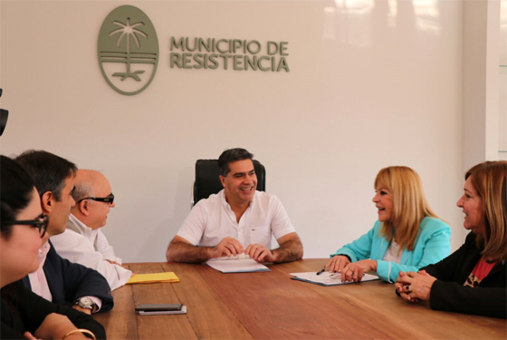 Construir n la primera etapa del primer hospital veterinario en