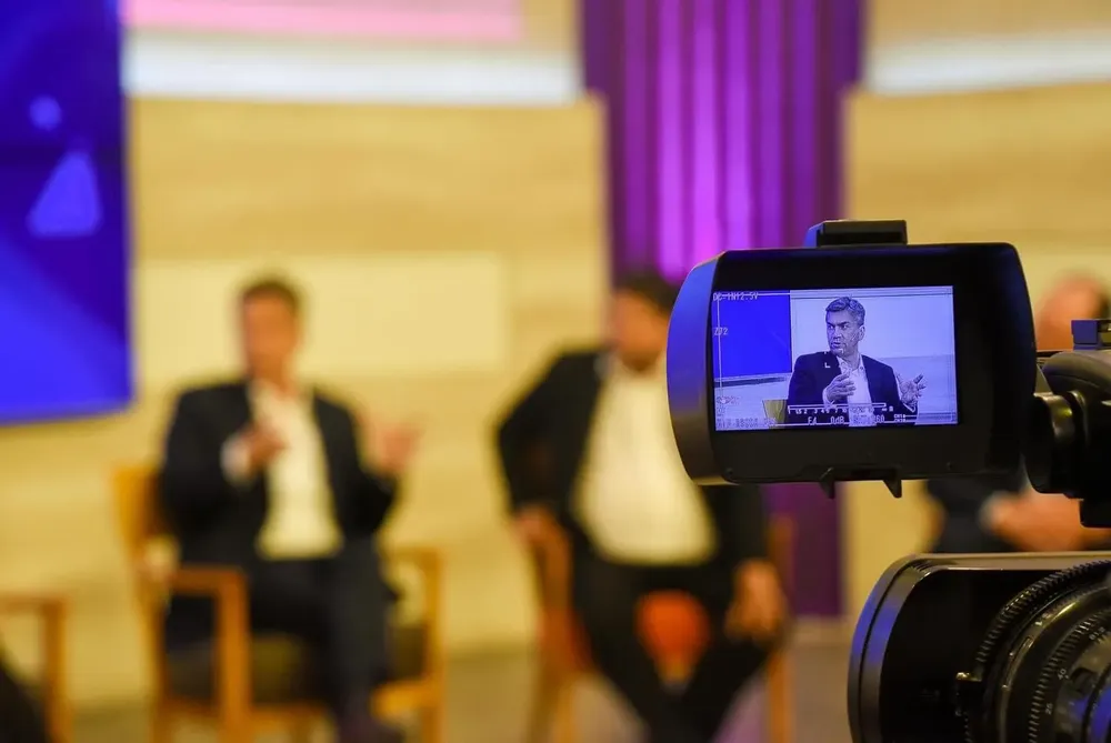 Leandro-Zdero-gobernador-del-Chaco-anuncia-aumento-para-los-docentes