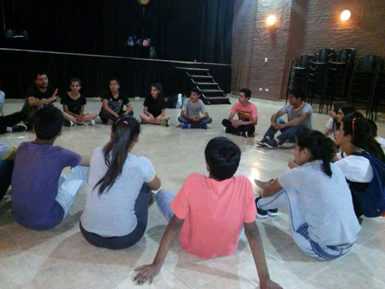 Encuentro-Provincial-de-Teatro-para-Estudiantes-Secundarios-16-09-29-01