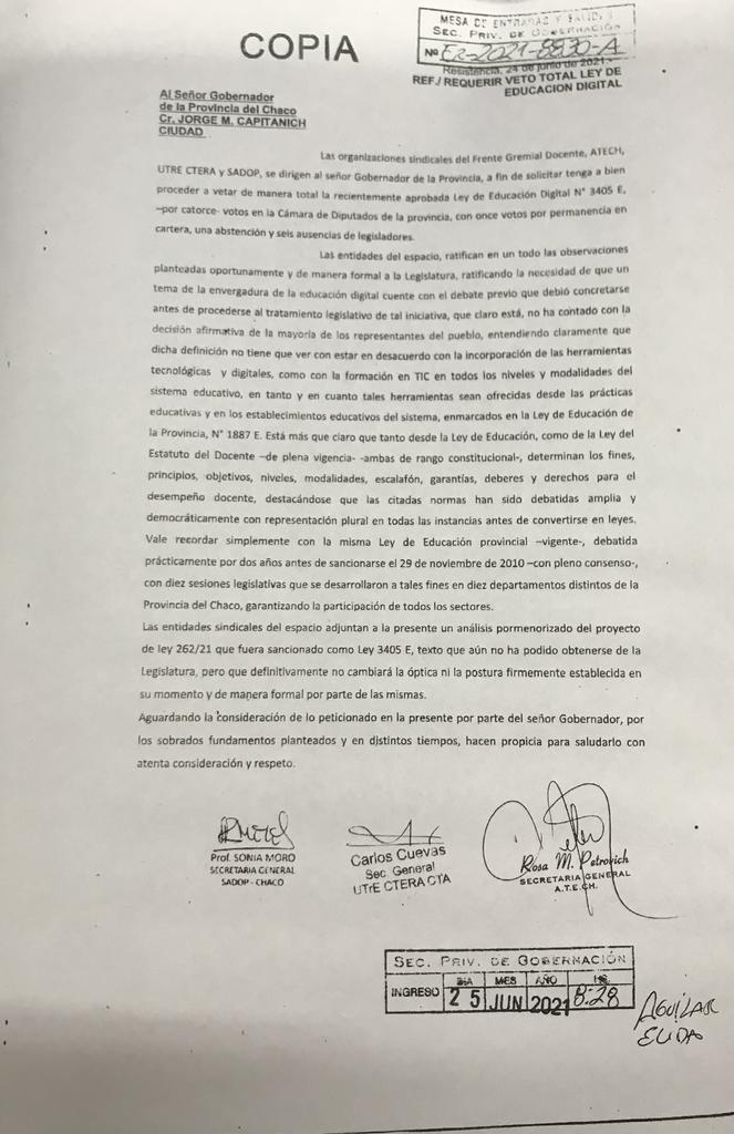 Frente-Gremial-Docente-21-06-25-01