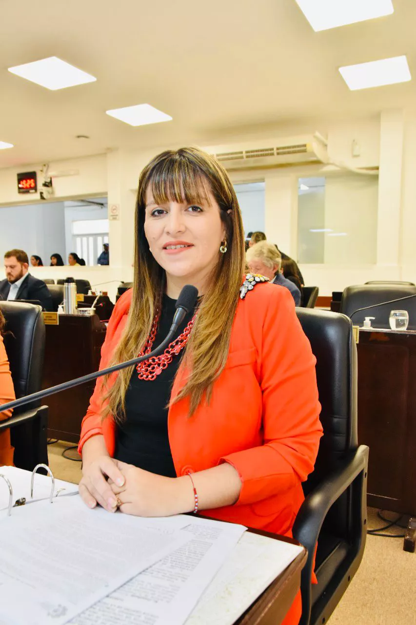 Jessica-Ayala-diputada-provincial-01
