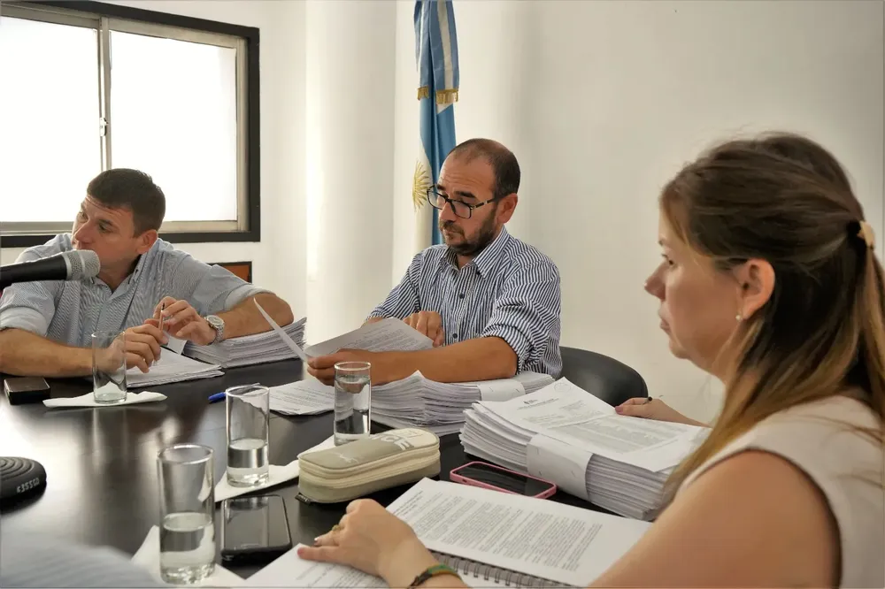 Comision-de-Legislacion-General-del-Pueblo-Habilitacion-de-candidatos-a-defesor-del-pueblo-25-02-26-02