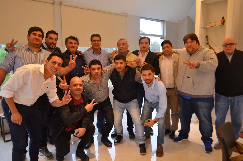 Jorge-Capitanich-gremios-Saenz-Penia-18-08-14-03