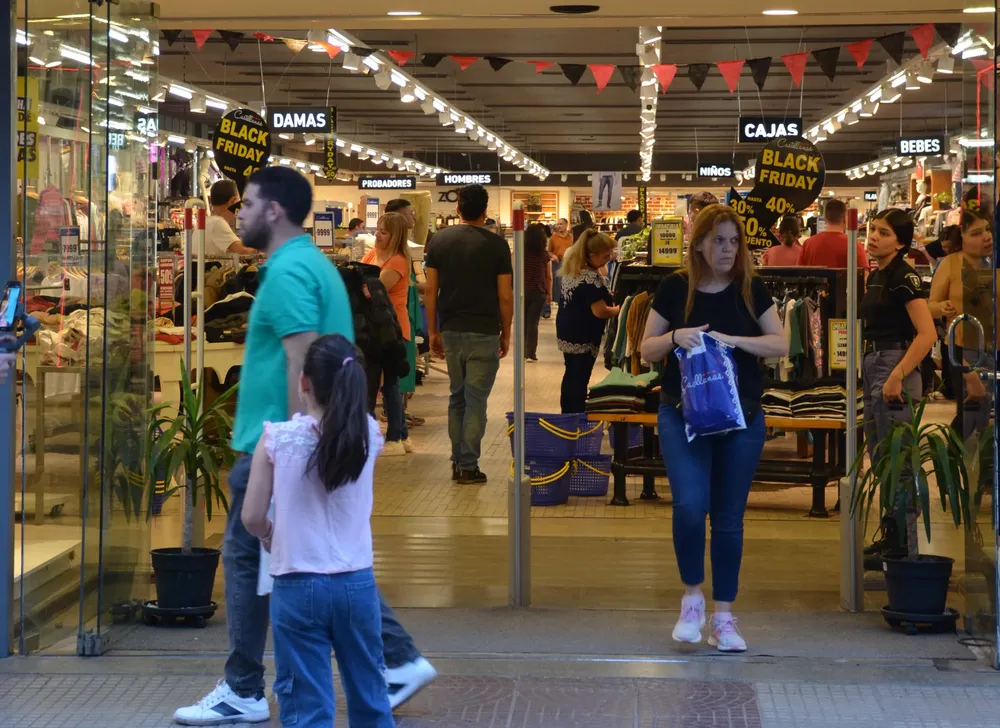 Black-Friday-24-08-05-02