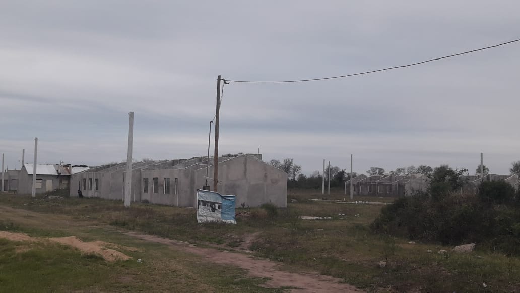 Roy-Nikisch-Presidencia-de-la-Plaza-viviendas-sin-terminar-19-09-17-01