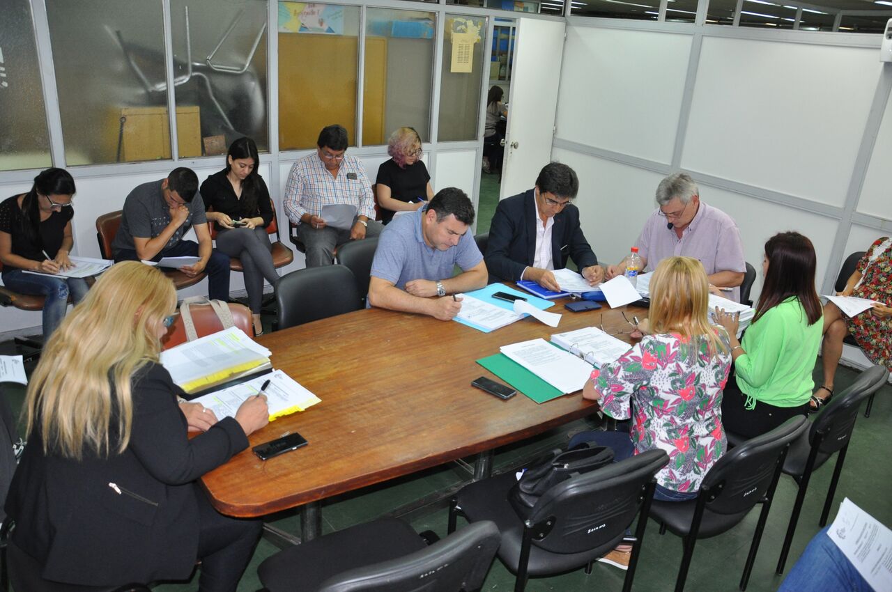 Comision-de-Asuntos-Constitucionales-18-10-08-01