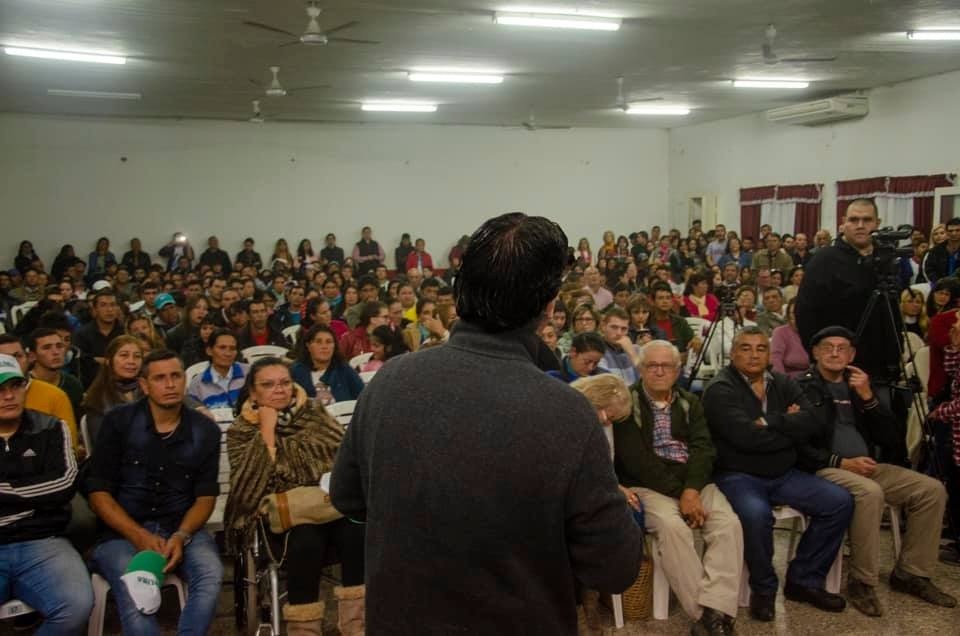 Jorge-Capitanich-Presentacion-de-libro-Presidencia-de-la-Plaza-19-05-28-01