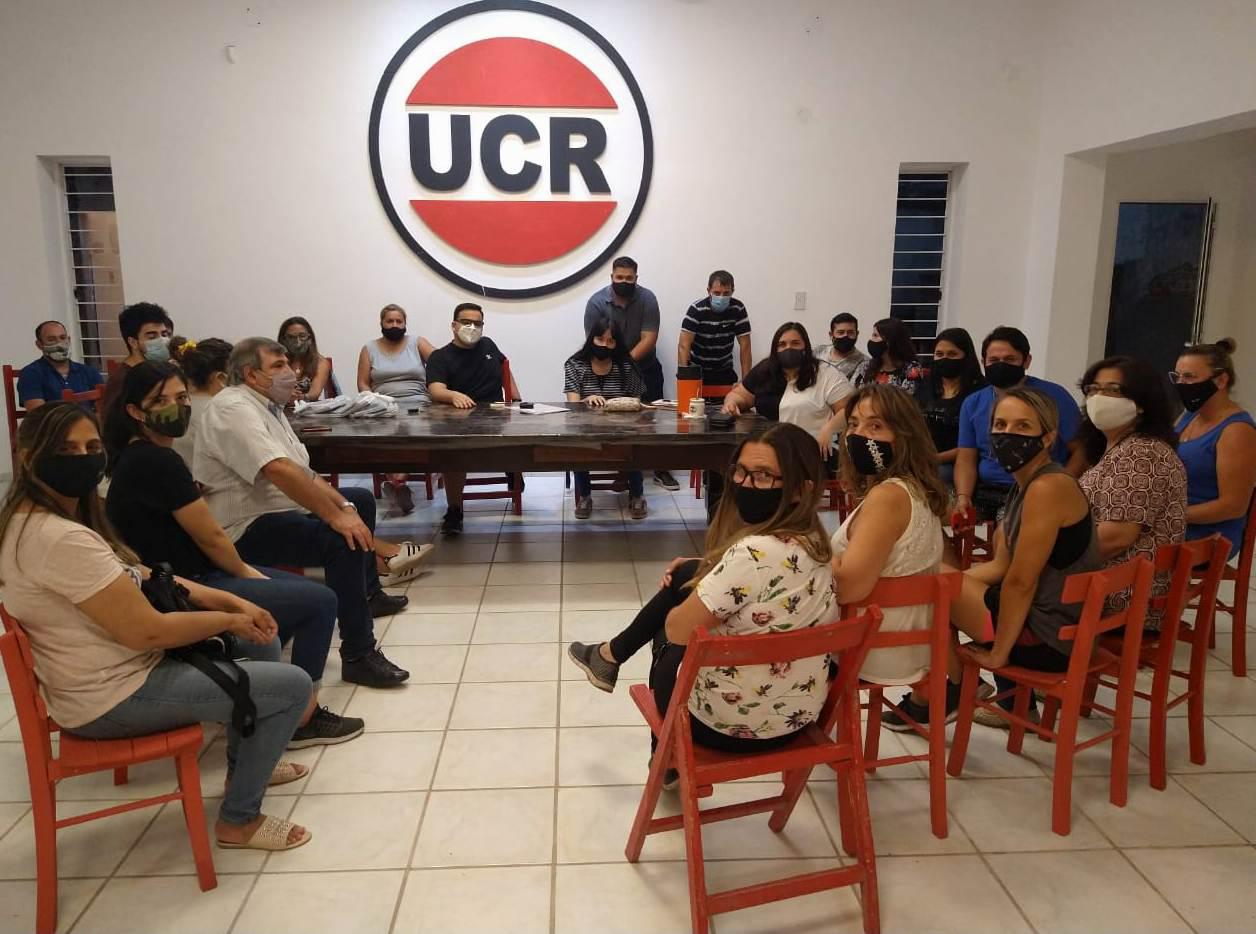 UCR-Convergencia-Social-Reunión-de-dirigentesz-de-Saenz-Penia-21-03-07-01