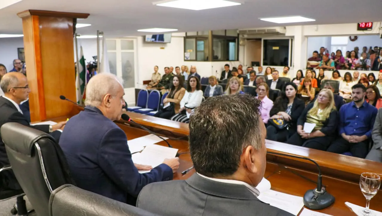 Inicio-de-sesiones-del-Concejo-Municipal-de-Resistencia-24-03-05-01